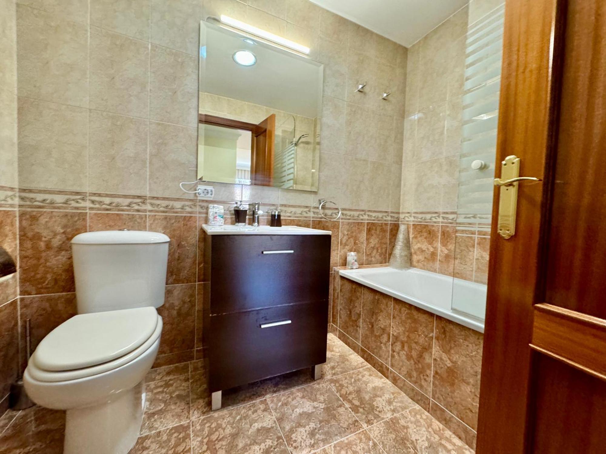 Апартаменти Lujoso Piso Centro Aparcamiento Privado, Terraza & Ac Малага Екстер'єр фото