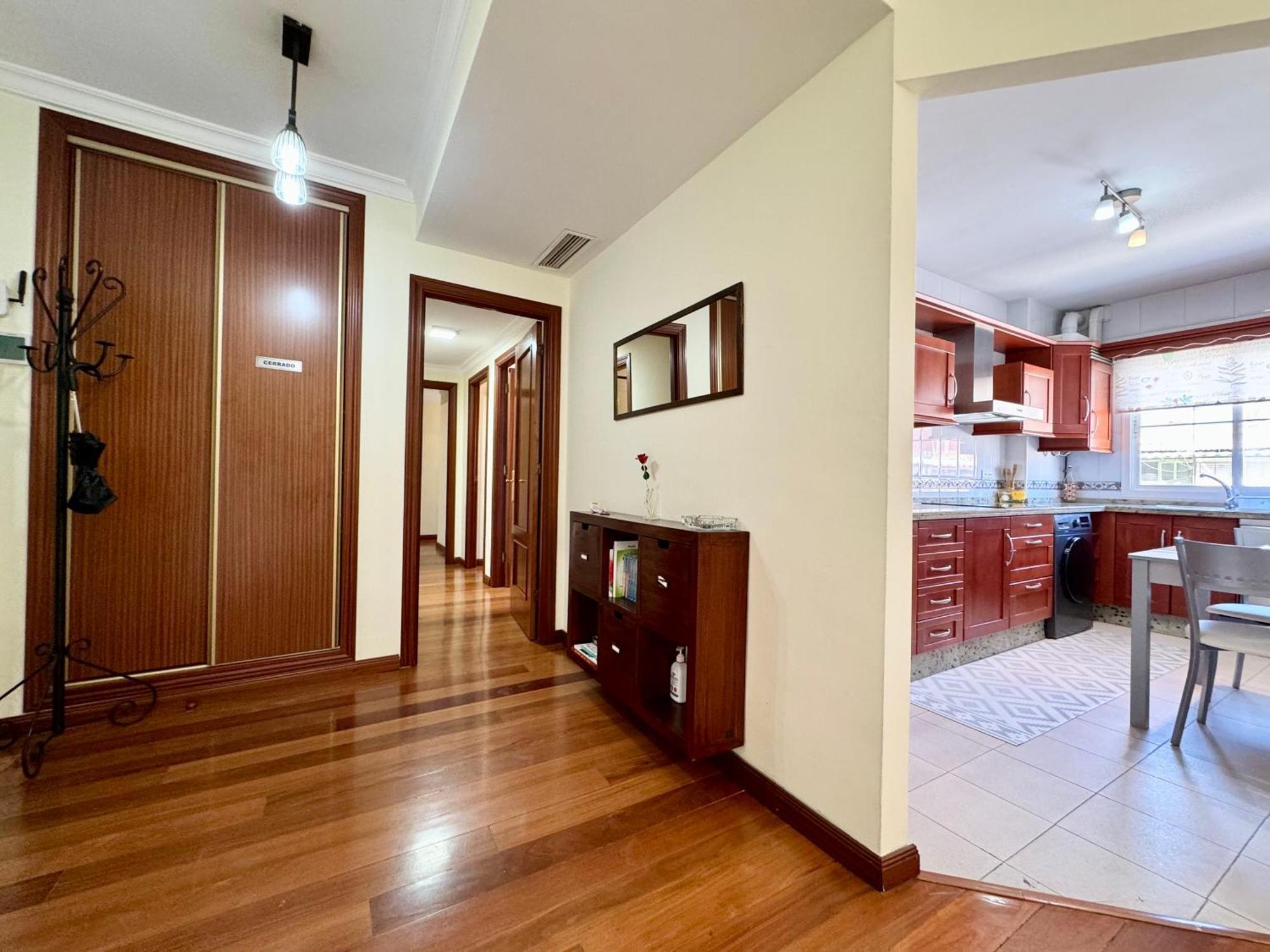 Апартаменти Lujoso Piso Centro Aparcamiento Privado, Terraza & Ac Малага Екстер'єр фото