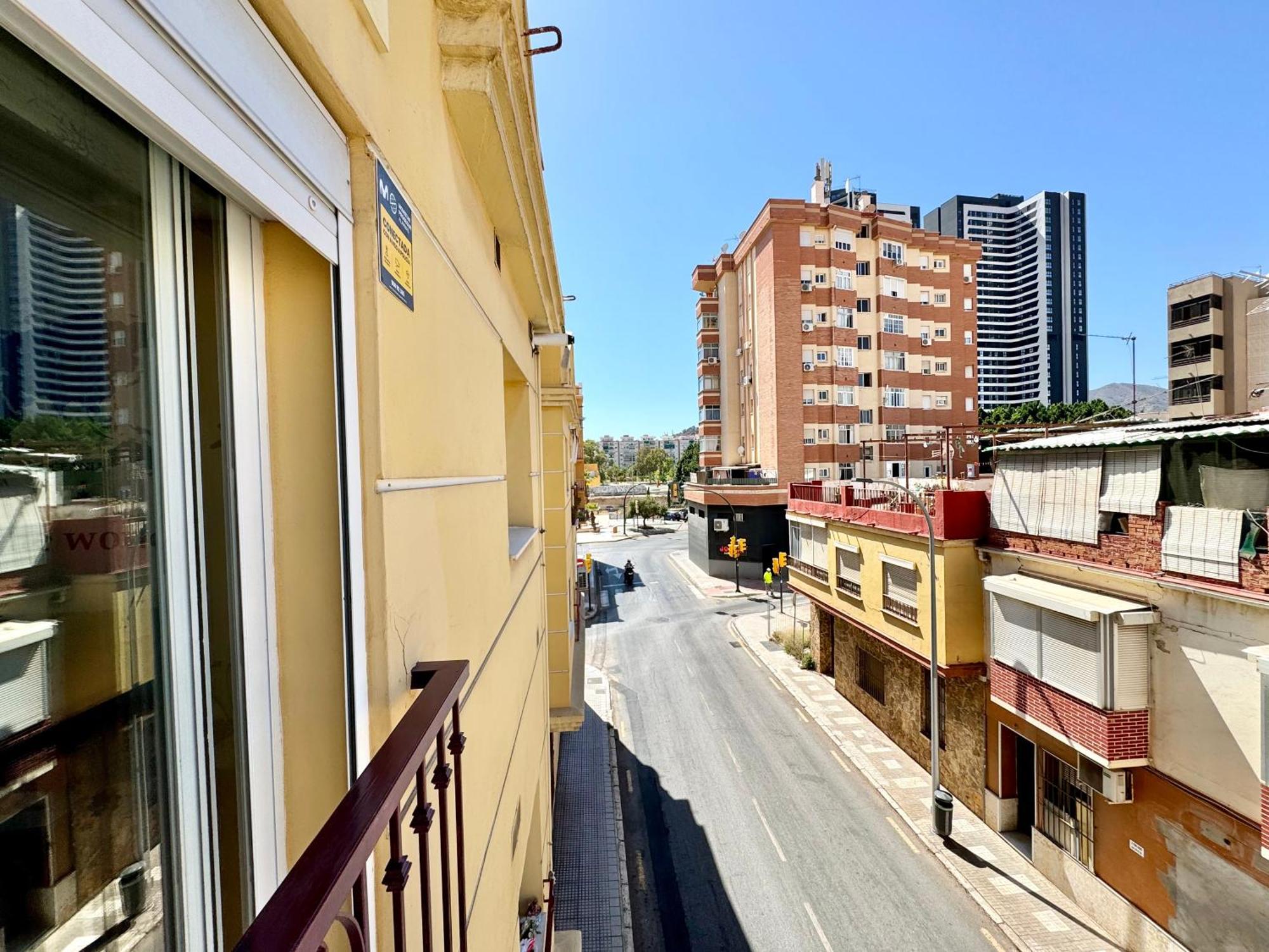 Апартаменти Lujoso Piso Centro Aparcamiento Privado, Terraza & Ac Малага Екстер'єр фото